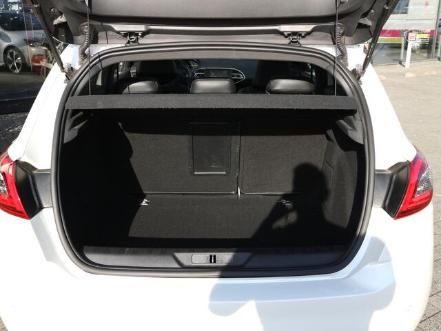 Peugeot 308 1.2 PureTech GT-line PANO LEER CAMERA APK 11-2026