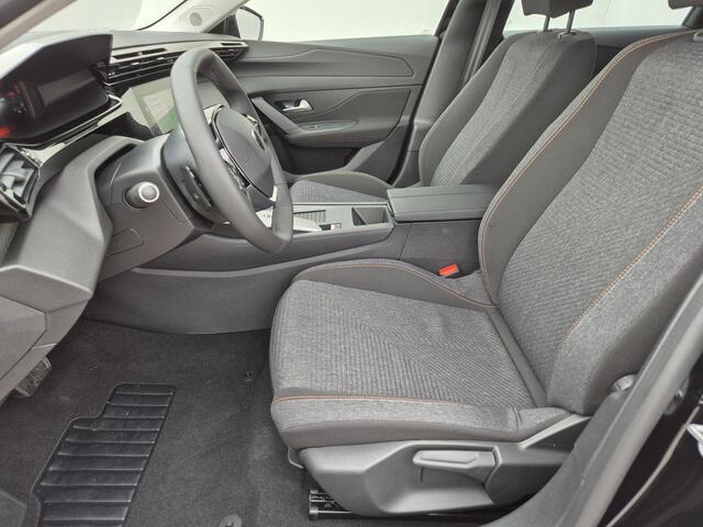 Peugeot 308 SW 1.2 Hybrid 136 e-DCS6 Style Automaat / Fabrieksgarantie tot 3-4-2027 / Apple Carplay Android Auto / Keyless Entry/Start / Adaptief cruise control / Climate control / Navigatie / Lichtmetalen wielen 16" /