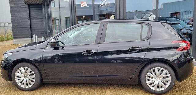 Peugeot 308 1.2 PureTech Blue Lease 110PK | NL AUTO | Trekhaak | Nette Staat | Achteruitrijcamera | Cruise Control | Airco |