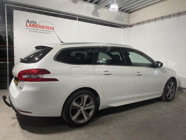 Peugeot 308 SW 1.2i 131pk PureTech GT 96kw Carplay / Trekhaak / Panoramadak / Cruise Control