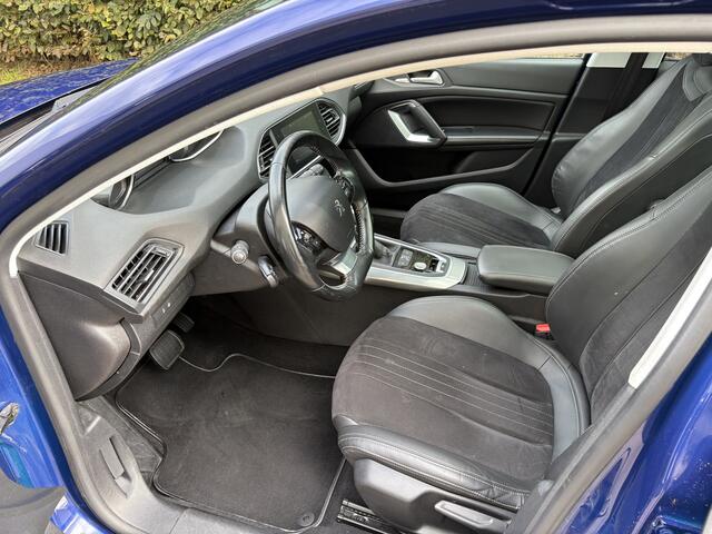 Peugeot 308 SW 1.2 PureTech Blue Lease Premium / AUTOMAAT / PANORAMADAK / NAVI / CRUISE