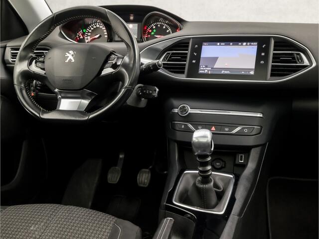 Peugeot 308 1.2 PureTech Sport (PANORAMADAK, APPLE CARPLAY, GROOT NAVI, CLIMATE, SPORTSTOELEN, GETINT GLAS, PARKEERSENSOREN, LM VELGEN, CRUISE, NIEUWE APK, NIEUWSTAAT)