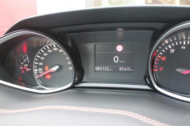 Peugeot 308 1.2 130PK GT-LINE | MASSAGE STOELEN | NAVIGATIE | APPLE CARPLAY/ANDROID AUTO | 17" LICHTMETALEN VELGEN | ALL SEASON BANDEN | FULL LED KOPLAMPEN | DAB+ RADIO | CLIMATE CONTROL | STOEL VERWARMING | CRUISE CONTROL | KEYLESS ENTRY/START | DODEHOEK BEWAKING | 