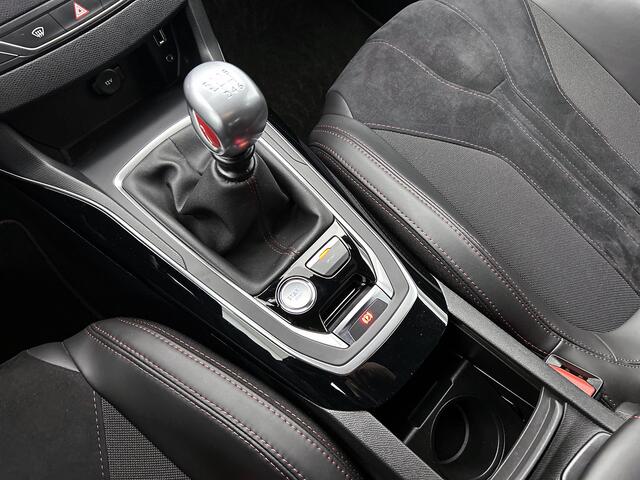 Peugeot 308 1.6 e-THP GTi 270