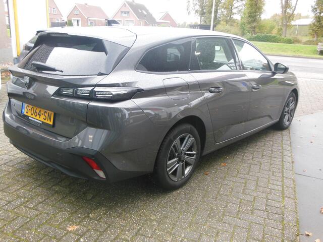 Peugeot 308 SW 1.2 PureTech Active Pack Business Staat in De Krim