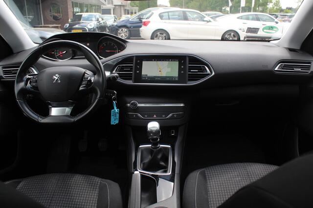 Peugeot 308 SW 1.6 BlueHDI Blue Lease Executive / Panoramadak / Navigatie / Parkeerhulp V+A / 16'' / DAB / Cruise Control