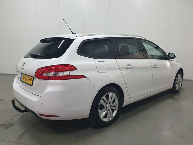 Peugeot 308 SW 1.2 PureTech Blue Lease Executive PANO/NAVI/CRUISE/TRHAAK