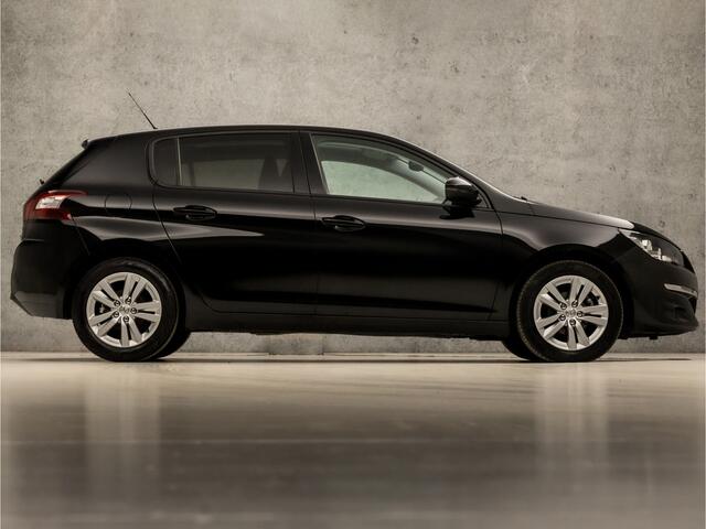 Peugeot 308 1.2 PureTech Sport (PANORAMADAK, NAVIGATIE, PARKEERSENSOREN, GETINT GLAS, SPORTSTOELEN, CRUISE, DAB+, NIEUWE APK, NIEUWSTAAT)