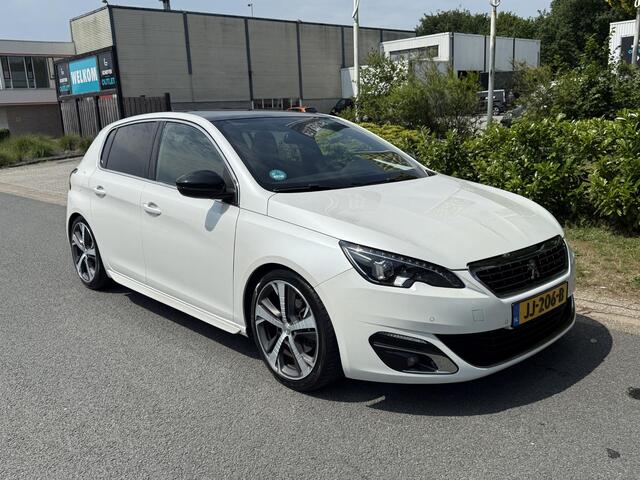 Peugeot 308 1.2 130PK GT-lineoPanooTrekhaak