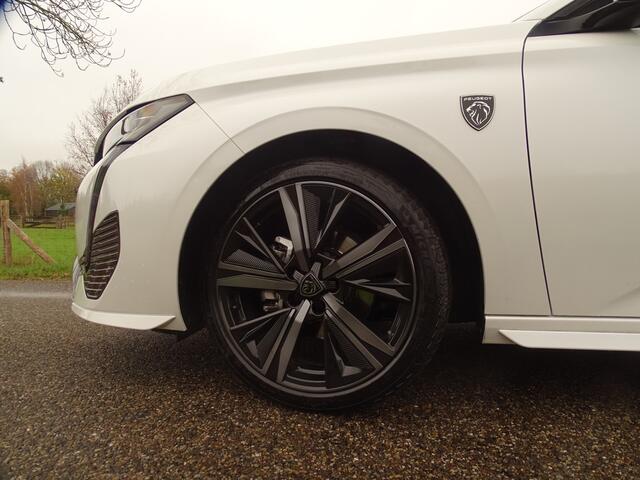 Peugeot 308 1.2 PureTech GT Pack Bus | Focal | Massagestoelen | Camera | 18 inch | Parelmoer | Full options!!