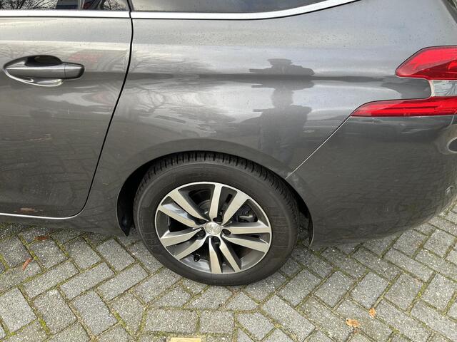 Peugeot 308 SW 1.2 PureTech Tech Edition