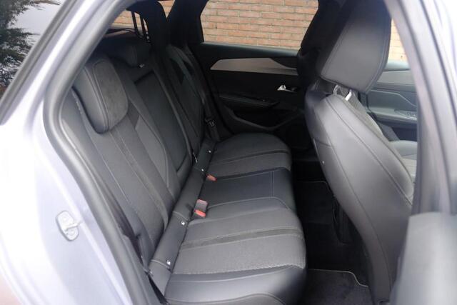 Peugeot 308 SW 1.2 PureTech 130pk EAT8 GT | Navi | App Connect | Climate | Adaptive Cruise | Camera | Keyless | PDC | 18" velgen