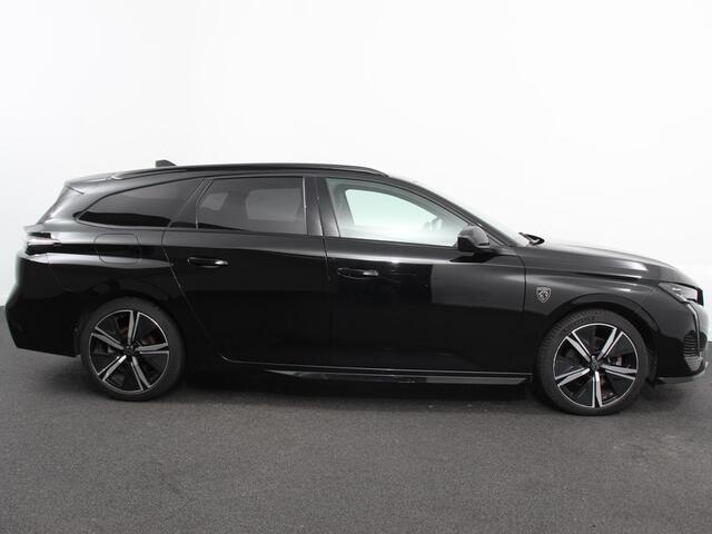 Peugeot 308 1.2 PureTech 130pk Automaat GT SW Climate control Adaptive cruise control Parkeersensoren Achteruitrijcamera Navigatie Voorstoelen verwarmd LED Apple Carplay/ Android Auto