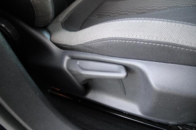 Peugeot 308 1.2 PureTech 110pk Style Airco Navi Trekhaak Dealer onderhouden