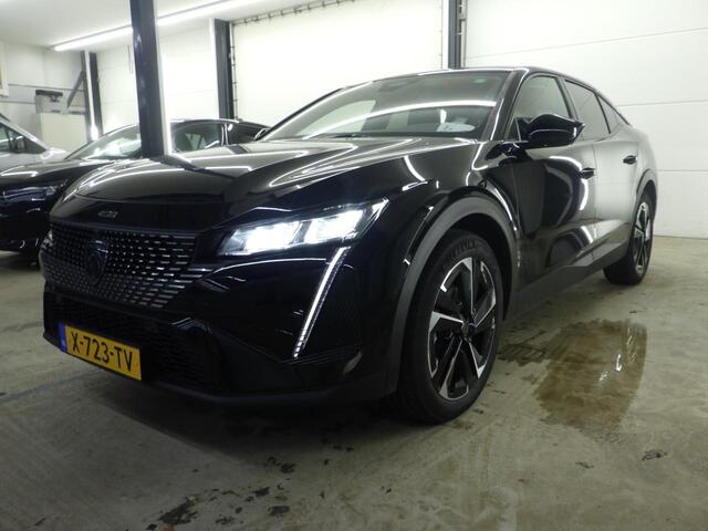 Peugeot 408 130pk Allure Pack 130 EAT8 Automaat|Navigatie|Camera