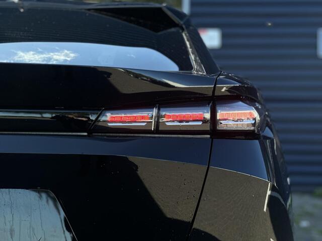 Peugeot 408 1.6 HYbrid 225 EAT8 Allure Avantage | Rondomcamera | Adaptive Cruise Control | Apple Carplay/Android Auto | Stoel-/Stuurverwarming | AGR bestuurderstoel | Draadloze telefoonlader | Keyless Entry/Start |