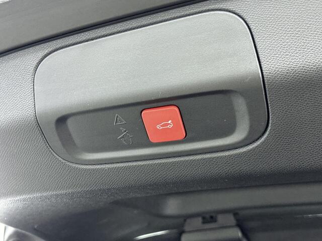 Peugeot 408 1.6 HYbrid 180PK GT | Elektrische achterklep | AppleCarPlay/AndroidAuto | 18"LMV | Navigatie | Adaptive Cruise Control | Climate Control | Camera | Keyless entry | Alcantara/Leer | Privacy Glass |