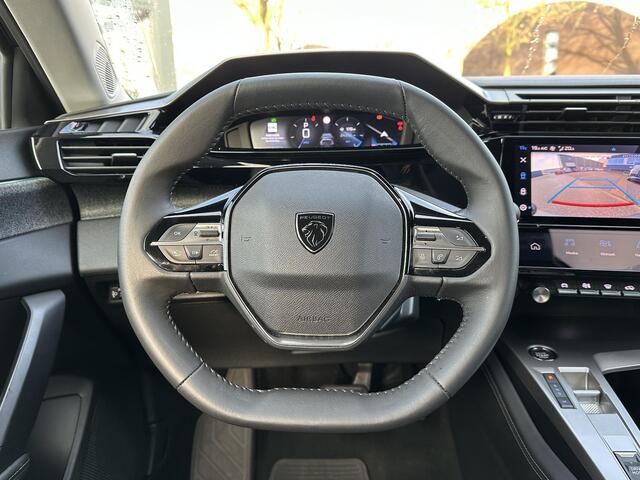 Peugeot 408 1.2 PureTech Allure Pack 130 EAT8 Adaptive cruisecontrol | Stoel + Stuurverwarming | digitaal cockpit | Rijklaar met 12 mnd BOVAG garantie |