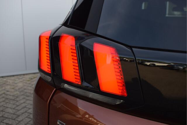 Peugeot 5008 1.2 PureTech Allure Pack Business | Trekhaak | Automaat | 7-persoons