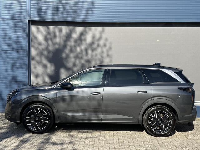 Peugeot 5008 1.2 Hybrid 145 Allure | Demo van 2025 | Afneembare Trekhaak | AGR Stoelen | Pack Vision | 360-graden Camera | Adaptieve Cruise Control | Full-LED Koplampen | 7-Persoons | Stoelverwarming | Pack Navigatie | All Season Banden.