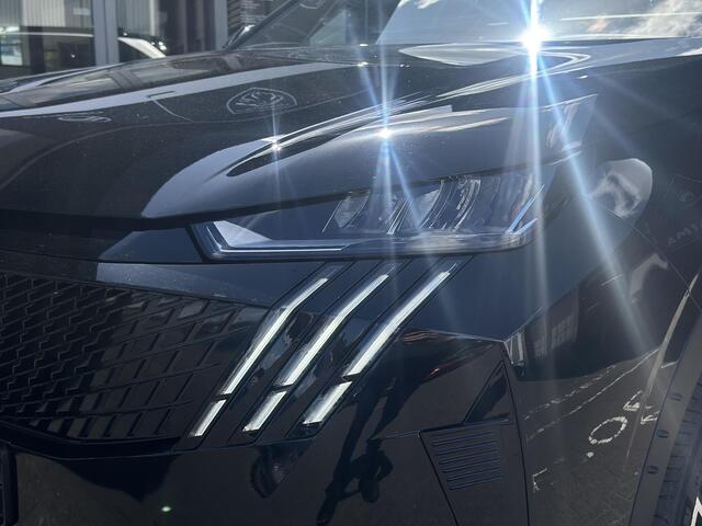 Peugeot 5008 1.2 Hybrid 145 Allure | 360 Parkeercamera/-sensoren | Adaptieve Cruise Control | Navigatie | Draadloze telefoonlader | Climate Control | Stuurverwarming | Draadloze Apple Carplay/Android Auto | Full LED | LM velgen |