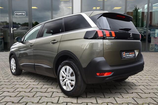 Peugeot 5008 1.2 PureTech Active 7p | DAB | Carplay | 17 Inch |