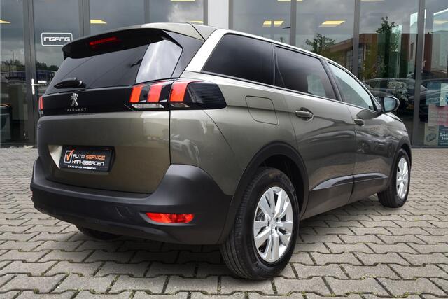 Peugeot 5008 1.2 PureTech Active 7p | DAB | Carplay | 17 Inch |
