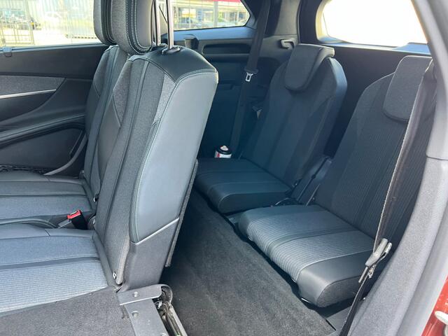 Peugeot 5008 1.2 130pk/H6/Allure/Nw Model/ 7-Pers./Virtual/Led