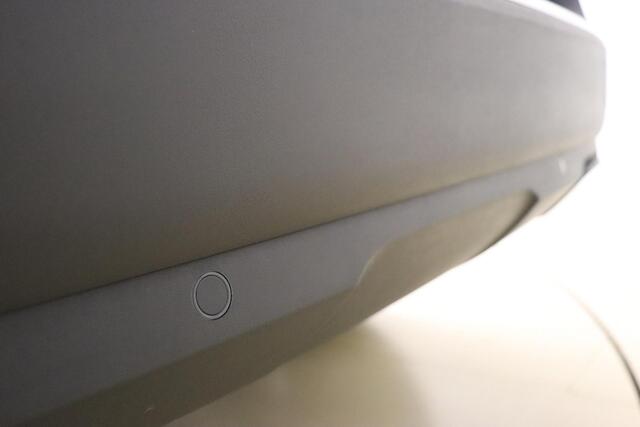 Peugeot 5008 1.2T 130pk Allure Pack Business | Navigatie | Climate & Cruise Control | 3D Cockpit | Achteruitrijd Camera | 7-Persoons |