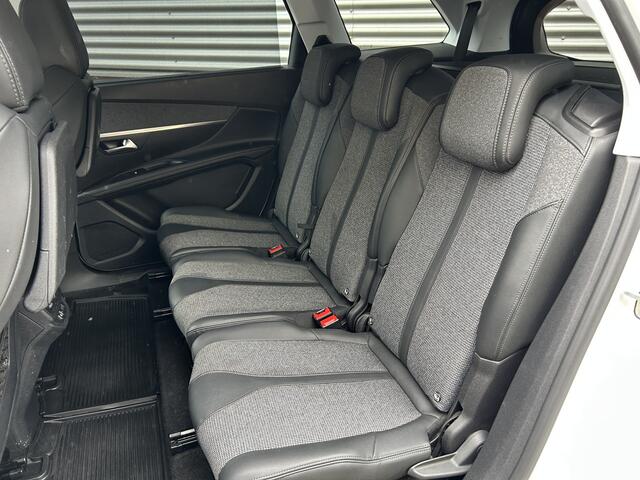 Peugeot 5008 1.6 PureTech GT-Line | 7 Zits | Trekhaak |