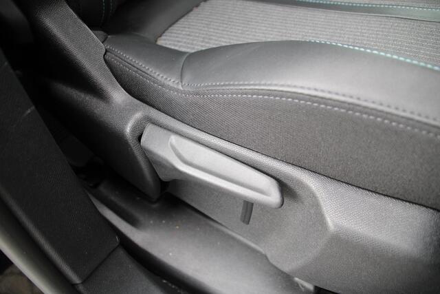 Peugeot 5008 1.2 PureTech 130pk Allure 7-zits Airco Navi Camera Carplay 39.460km