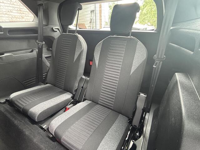 Peugeot 5008 Active Pack Business 1.2 Hybrid 145pk e-DSC6 | NAVI | CAMERA | STOELVERW. | CLIMA | CRUISE CONTROL | UNIEK LAGE KM-STAND! |