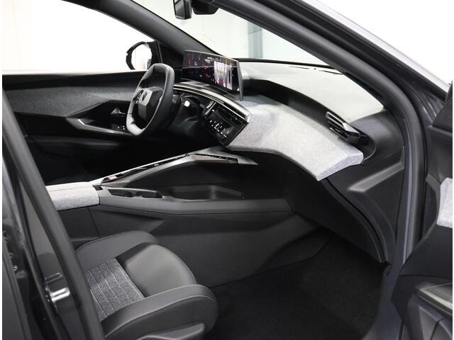 Peugeot 5008 1.2 Hybrid 145PK Allure | 360 Camera | Adaptive CruiseControl | Navigatie | ClimateControl | AppleCarPlay/AndroidAuto |