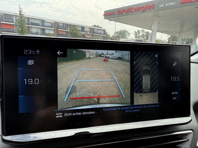 Peugeot 5008 1.2 PureTech Allure Pack Business Navi/Camera/Dode Hoekbewaking/Trekhaak/GEEN AFLEVERKOSTEN