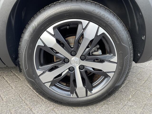Peugeot 5008 130pk GT 7-zits (Camera - Keyless Entry - Adaptieve Cruise Controle - 18"incl 4S - LED - Parkeersensoren V+A)