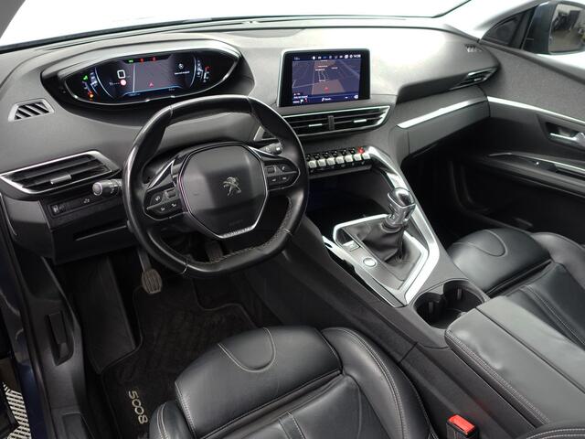 Peugeot 5008 1.2 PureTech Premium GT Line- 7 Pers, Panodak, Memory, Sfeerverlichting, 360 Camera, Lane Assist, Keyless