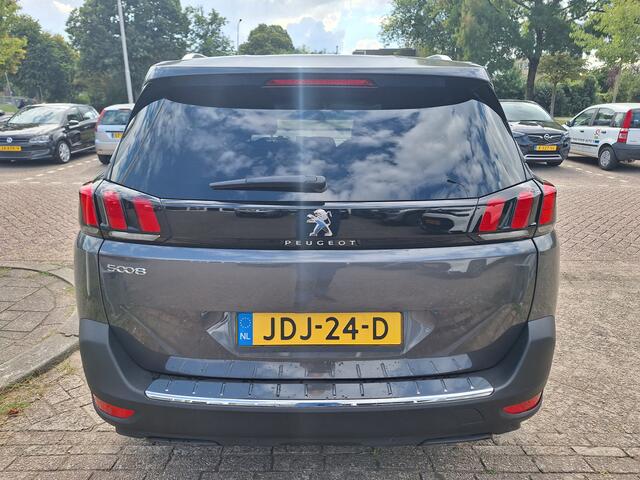 Peugeot 5008 1.2 PureTech Allure 7 persoons