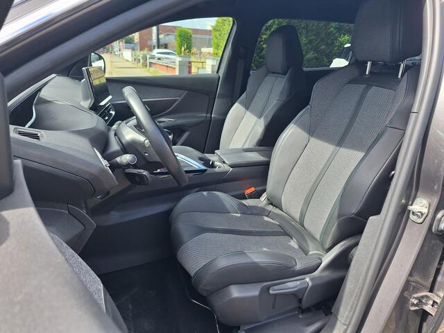 Peugeot 5008 1.2 PureTech Allure 7 persoons