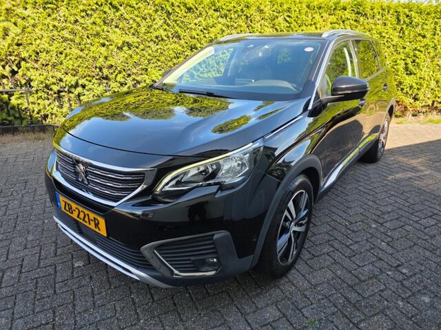 Peugeot 5008 1.2 Allure 7 persoons 360 modificatie motor