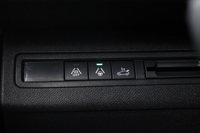 Peugeot 5008 1.2 PureTech GT Pack Business | 7 pers. | Pano | Focal Audio | Camera | Adapt. Cruise | Keyless