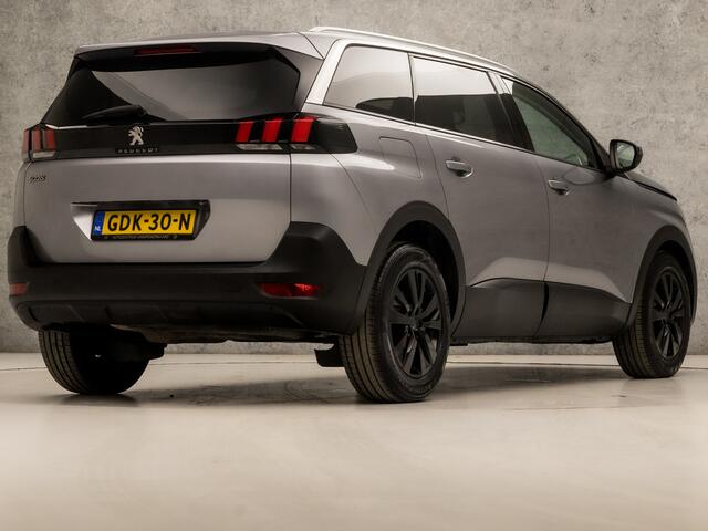 Peugeot 5008 1.2 PureTech Sport 7 Persoons Automaat (APPLE CARPLAY, GROOT NAVI, GETINT GLAS, PARKEERSENSOREN, SPORTSTOELEN, CRUISE, LANE ASSIST, NIEUWE APK, NIEUWSTAAT)