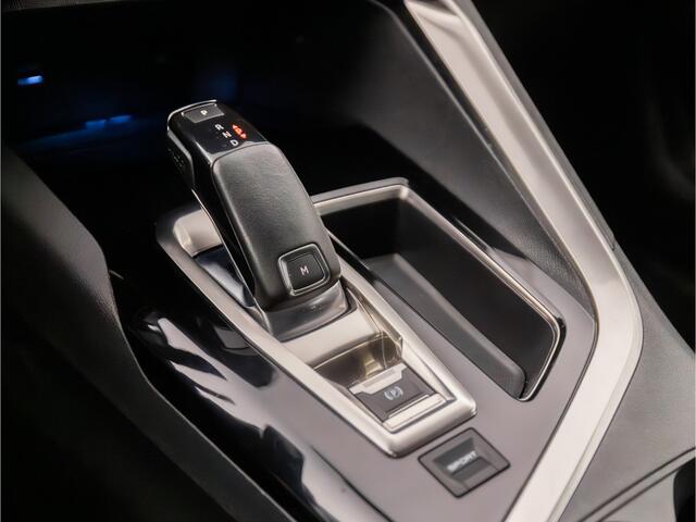 Peugeot 5008 1.2 PureTech Sport 7 Persoons Automaat (APPLE CARPLAY, GROOT NAVI, GETINT GLAS, PARKEERSENSOREN, SPORTSTOELEN, CRUISE, LANE ASSIST, NIEUWE APK, NIEUWSTAAT)