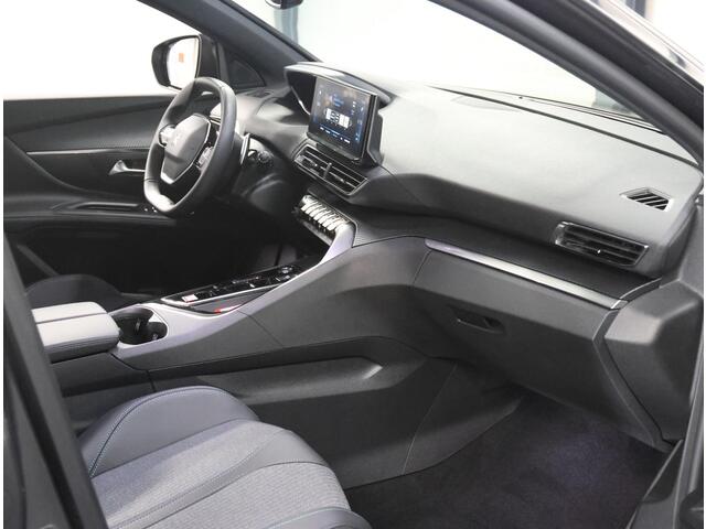 Peugeot 5008 1.2 Hybrid 136PK Allure Pack Business | AppleCarPlay/AndroidAuto | Adaptive Cruise Control | Climate Control | Camera | LED | 7 PERSOONS! | Navigatie | Isofix | Privacy Glass | Parkeersensoren |