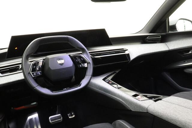 Peugeot 5008 1.2 Hybrid GT 136 PK | 8-Traps Automaat | Mistral Executive Interior (GT) | Trekhaak inclusief verhoogd trekvermogen | Panoramisch schuifdak | VOL opties | Direct leverbaar | Demo