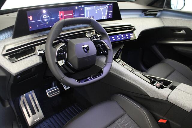 Peugeot 5008 1.2 Hybrid 145 GT |Pano|