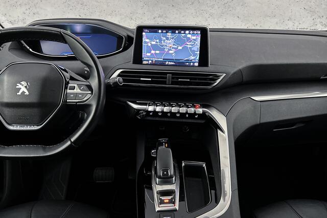 Peugeot 5008 1.2 PureTech Blue Lease Premium Avantage | Camera | Lederen bekleding | Trekhaak