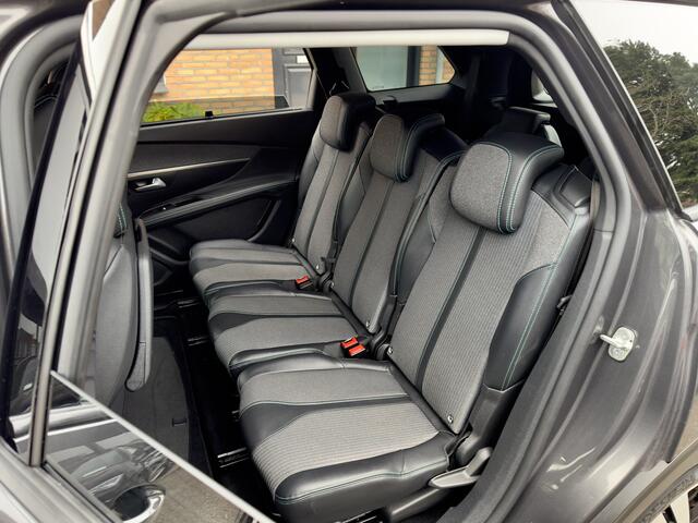 Peugeot 5008 1.2 AUT8 PURETECH ALLURE PACK 7PERS LEDER NAVI CAMERA APPLE-CARPLAY DIGI-DASH LED LMV PDC