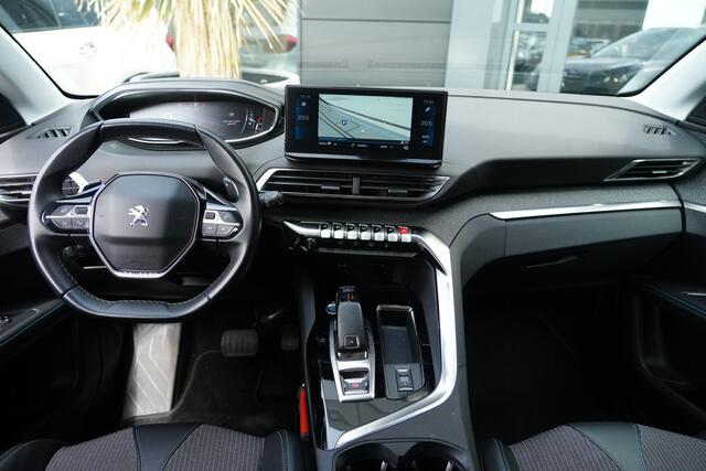 Peugeot 5008 1.2 PureTech Allure 7p 131pk Compleet nieuwe motor