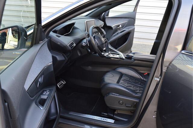 Peugeot 5008 1.2 PureTech GT-Line Avantage O.a: Leder, Camera, Stoelverw, Massage, PDC, Etc. All-in prijs!