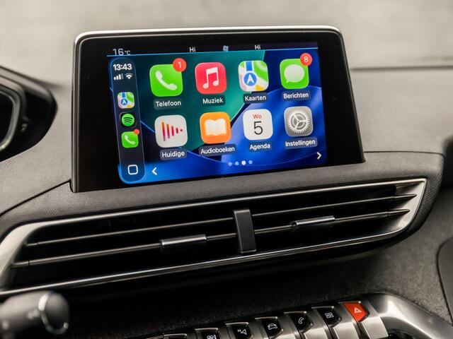 Peugeot 5008 1.2 PureTech Allure Sport 7 Persoons (APPLE CARPLAY, GROOT NAVI, 360 CAMERA, LEDER, SPORTSTOELEN, TREKHAAK, KEYLESS, CRUISE, DAB+, NIEUWSTAAT)